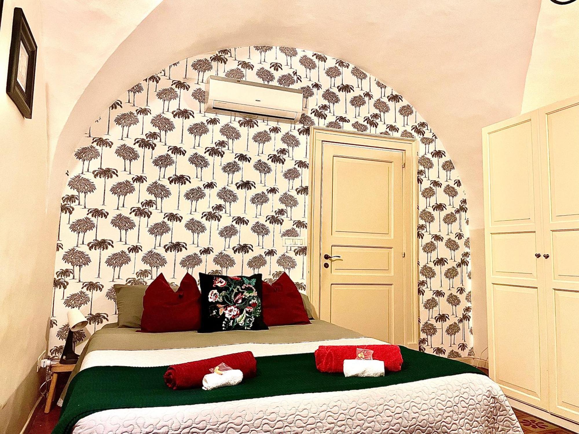 Dream Home - Lovely Space In The Heart Of คาตาเนีย ภายนอก รูปภาพ